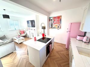 Photo 14- click for photo gallery